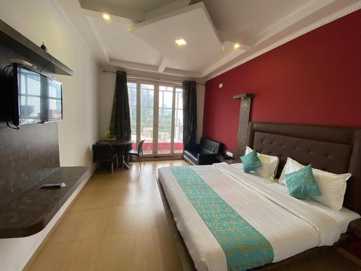 Divi Heritage Inn Ооти Екстериор снимка