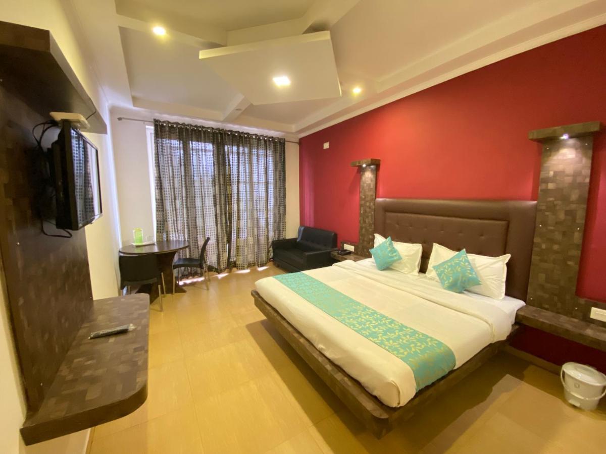 Divi Heritage Inn Ооти Екстериор снимка