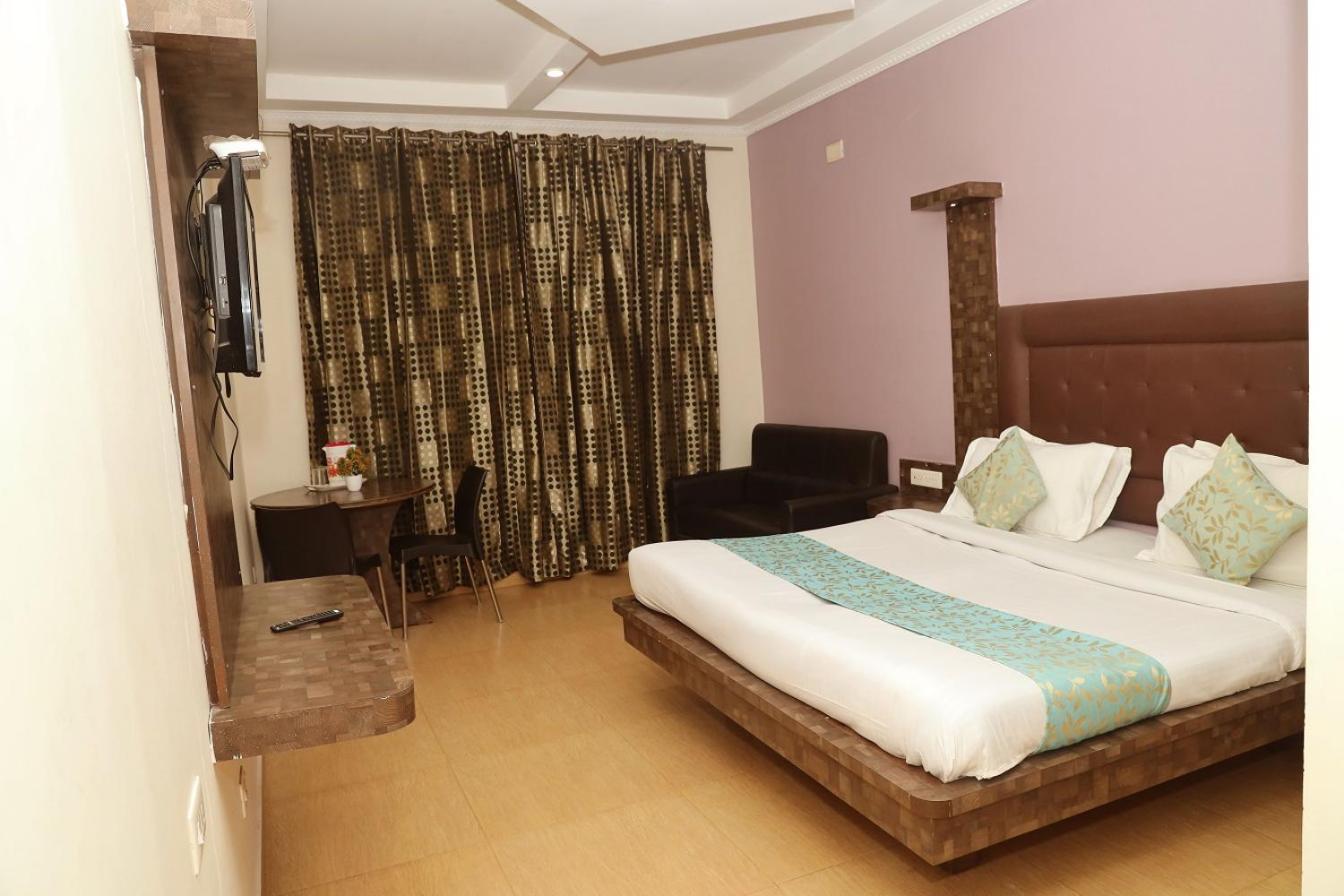 Divi Heritage Inn Ооти Екстериор снимка