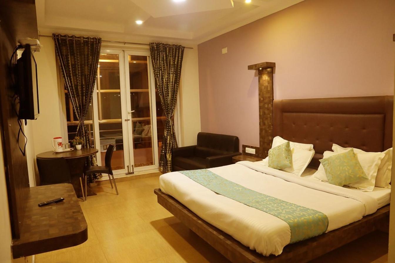Divi Heritage Inn Ооти Екстериор снимка